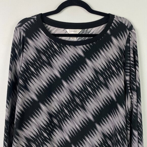 CJ Banks Tunic Top Size 1X Long Sleeve Black White Contrast Hem Stretch - Picture 2 of 11